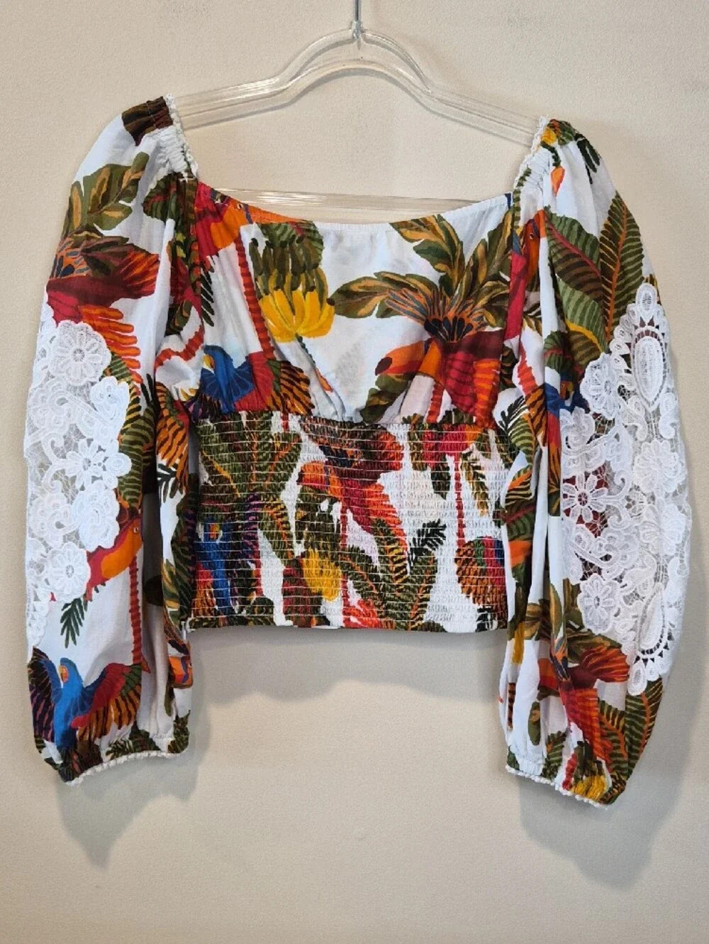 FARM Rio Cotton White Tropical Parrot Lace-Trim Puff Sleeve Crop Blouse
